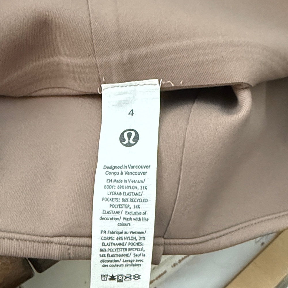Lululemon Smooth Fit Pull-On High Rise Beige sz 4 - Picture 9 of 9